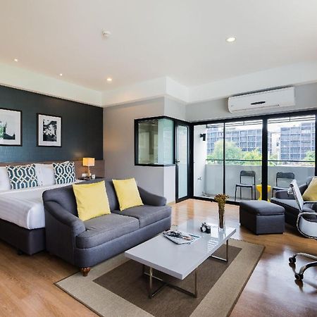 Alt Hotel Nana By Uhg Bangkok Ngoại thất bức ảnh